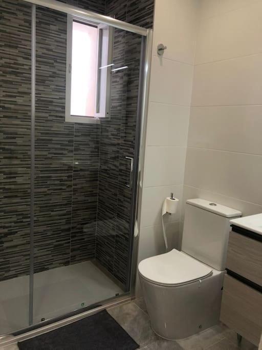 Encantador Apartamento Residencial Con Piscina Torremolinos Kültér fotó