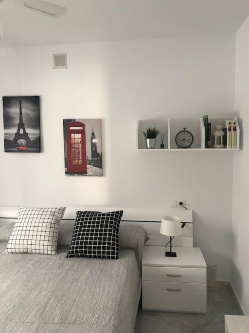 Encantador Apartamento Residencial Con Piscina Torremolinos Kültér fotó