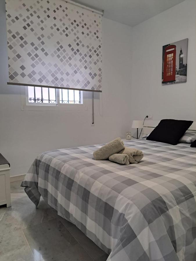 Encantador Apartamento Residencial Con Piscina Torremolinos Kültér fotó