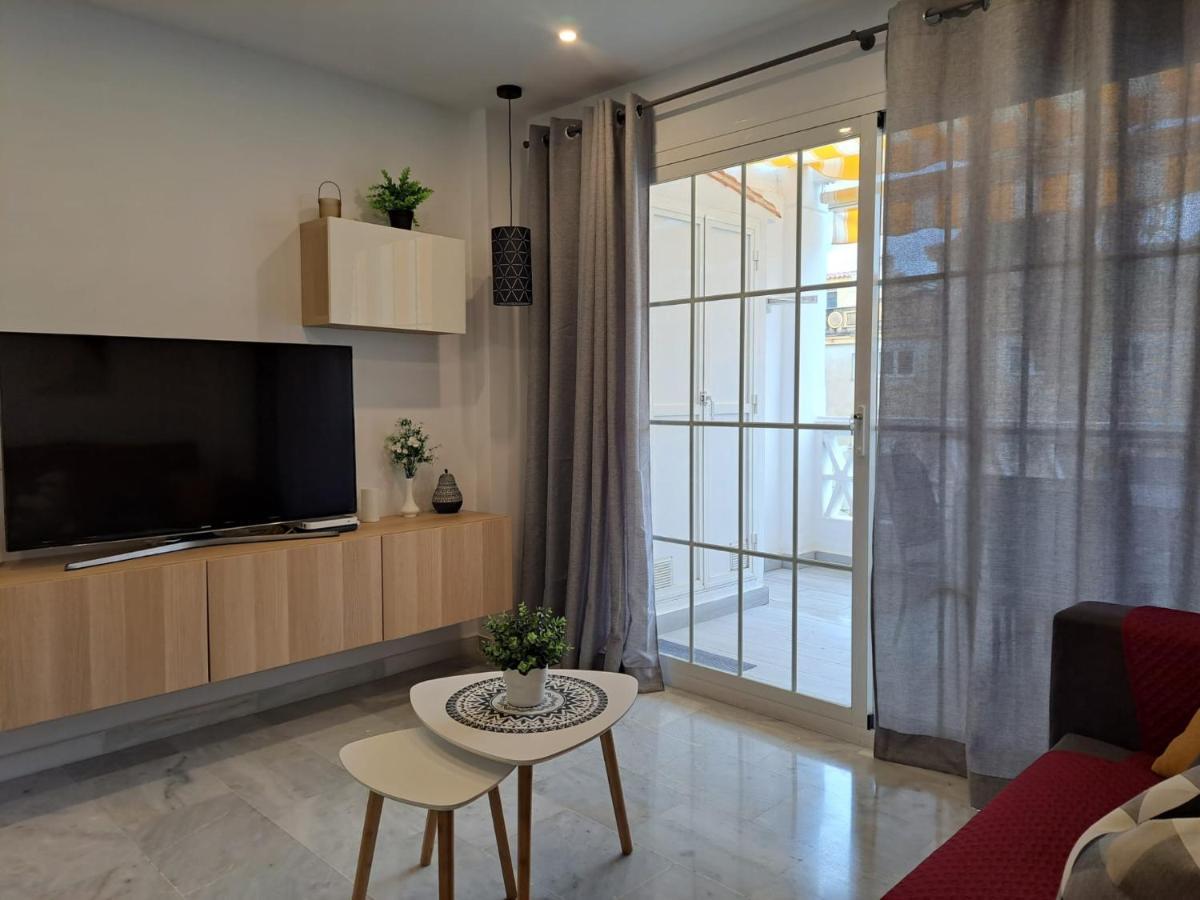 Encantador Apartamento Residencial Con Piscina Torremolinos Kültér fotó