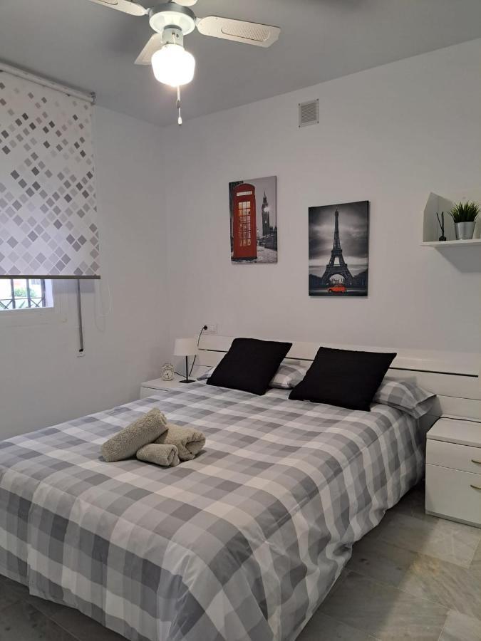 Encantador Apartamento Residencial Con Piscina Torremolinos Kültér fotó